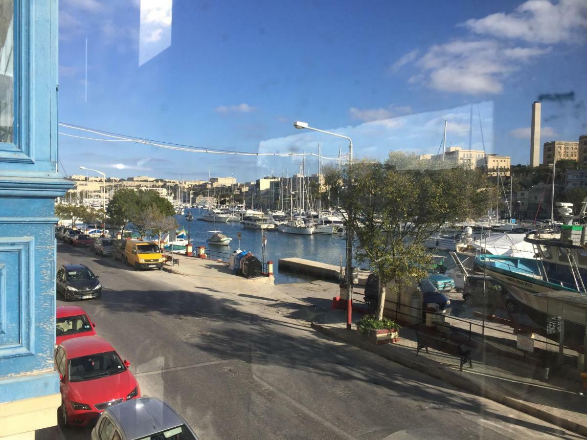 Seafront Apartment Between Valletta And Sliema Msida Exterior photo